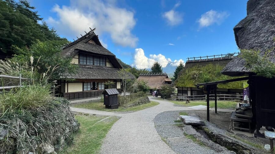 One Day 10hrs Mount Fuji Tour English Speaking Driver - Key points at a glance