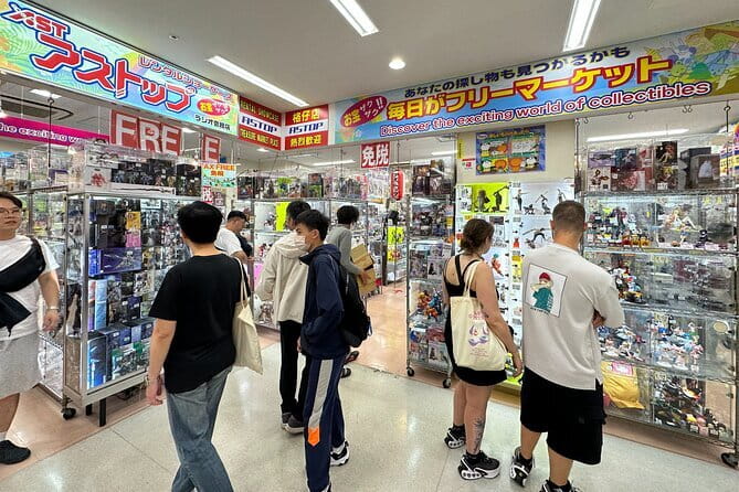 Private Akihabara Retro Tokyo Anime Game Maid Cafe Tour w/ pickup - Why a private Akihabara tour can be worth it