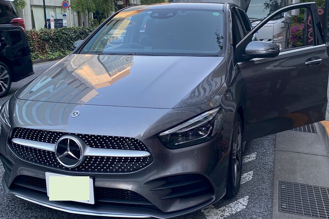 Private Car transfer from Narita airport to Tokyo - Continuing from Tokyo to central Yokohama