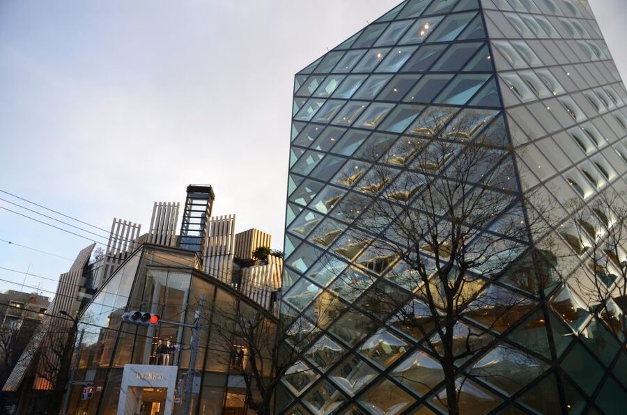 Private Harajuku Omotesando Architecture Tour - A short café break on the route