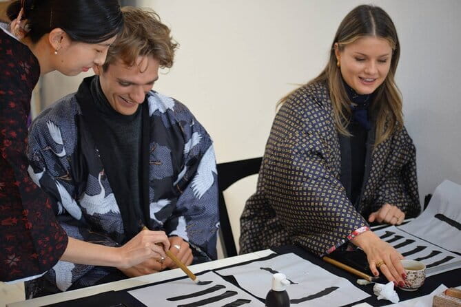 Private Japanese Calligraphy Class in Shibuya Tokyo - Why this calligraphy class feels personal