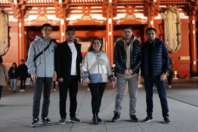 Private Kimono Photo Shooting tour at Asakusa by Local Japanese - Staying in the Kimono After the Photos