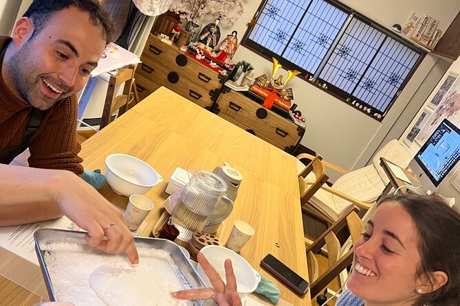 Private Mochi Sweets Making class near Shibuya area - Dango and the pleasure of simple food