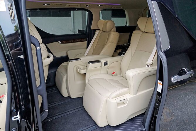 Private Transfer from Narita Airport NRT to Tokyo City by Van - What happens after baggage claim