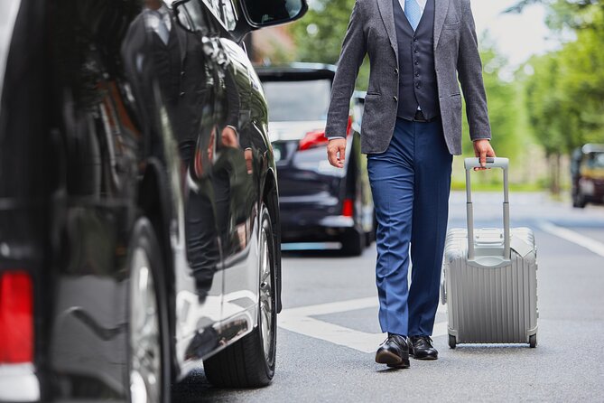 Private Transfer from Tokyo to Haneda Airport - What happens from hotel door to airport curb