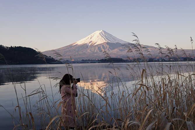 Private Unforgettable Mt Fuji Tour with English Speaking Driver - Oshino Hakkai and the clear spring water