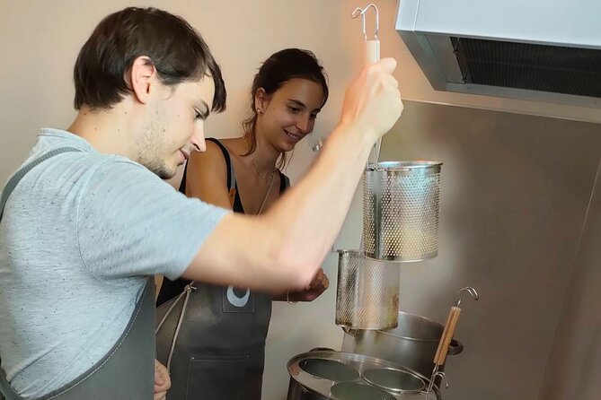 Ramen & Dumpling Cooking in Tokyo with Chef/Vegan possible - Morning or noon: choosing the right time