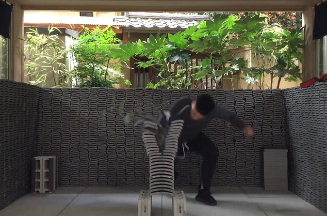 Refreshing in Asakusa! Tile-breaking / kawara smash in Asakusa, Tokyo - Booking, cancellation, and practical timing