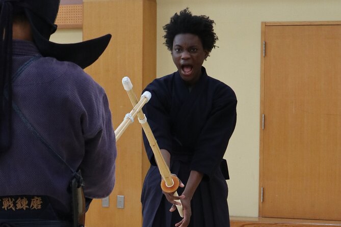 Samurai Experience - Learn Bushido through Kendo, in Tokyo - Practicing strikes with a bamboo sword