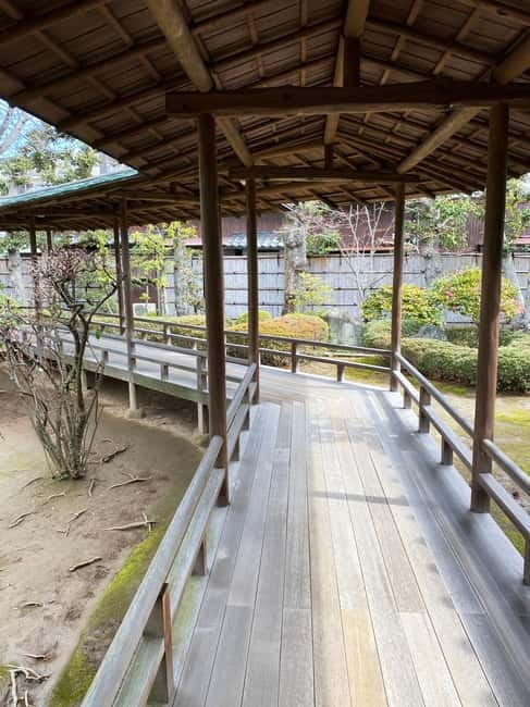 Shibamata: Step Back into Old Japan! - Yamamoto-tei: green tea beside a Japanese garden