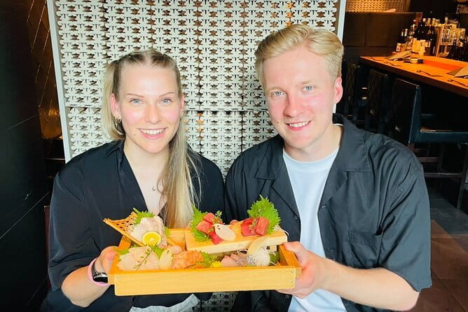 Shibuya food tour led by popular YouTuber guide - Why the private format matters