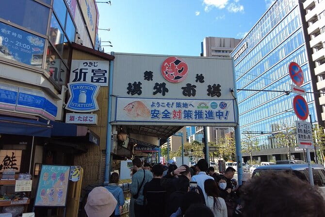 Shinjuku: Food Tour – 15 Dishes & 3 Drinks at 4 Eateries - Is $112.75 good value?