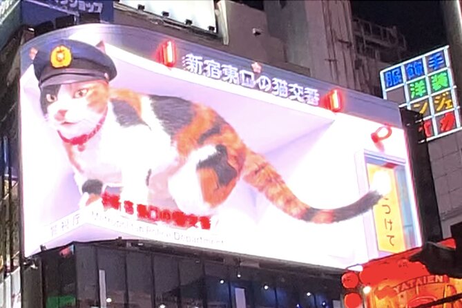 Shinjuku Golden-gai and Kabuki-cho Bar Hopping with Master Guide - The Guides Make the Difference