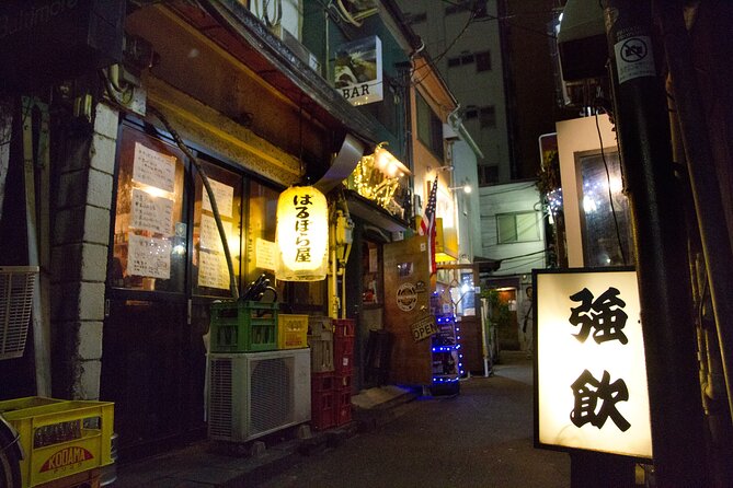 Shinjuku Golden-gai and Kabuki-cho Bar Hopping with Master Guide - Who Will Enjoy This Night Out