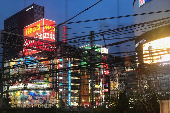 Shinjuku Golden Gai Food Tour - Hanazono Shrine and a quieter pause