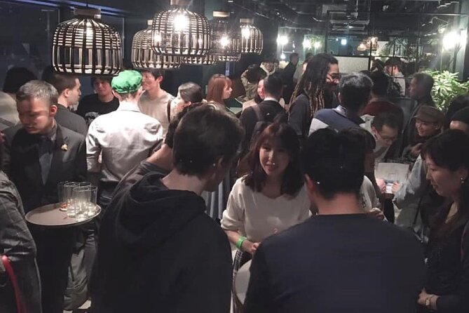 Shinjuku Locals &Traveller Meet&Drink Experience Solo going Party - What the two and a half hours are really like