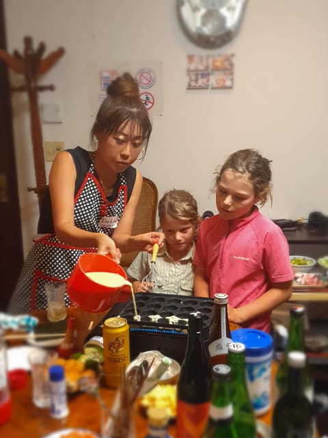 Shinjuku Tokyo: Authentic Japanese Home-Style Culinary Class - How the 150 minutes unfold