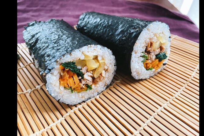 Small Group Sushi roll and Tempura Cooking Class in Nakano - Making three kinds of sushi rolls