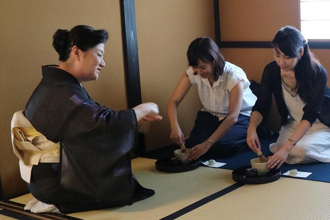 Snow monkeys from Tokyo: Full-Day Private trip with Local Guide - Zenko-ji and Nakamisedori add a quieter Nagano visit