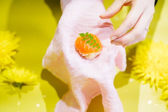 Sushi Making Experience in Shinjuku【Temari】 - Arriving at Flower Wall Mone in Shinjuku