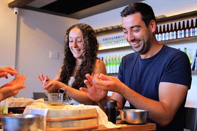 Sushi Making Tokyo! Popular Maki Sushi & Japanese Sushi（+Recipe!） - Two sushi traditions in one Asakusa lesson