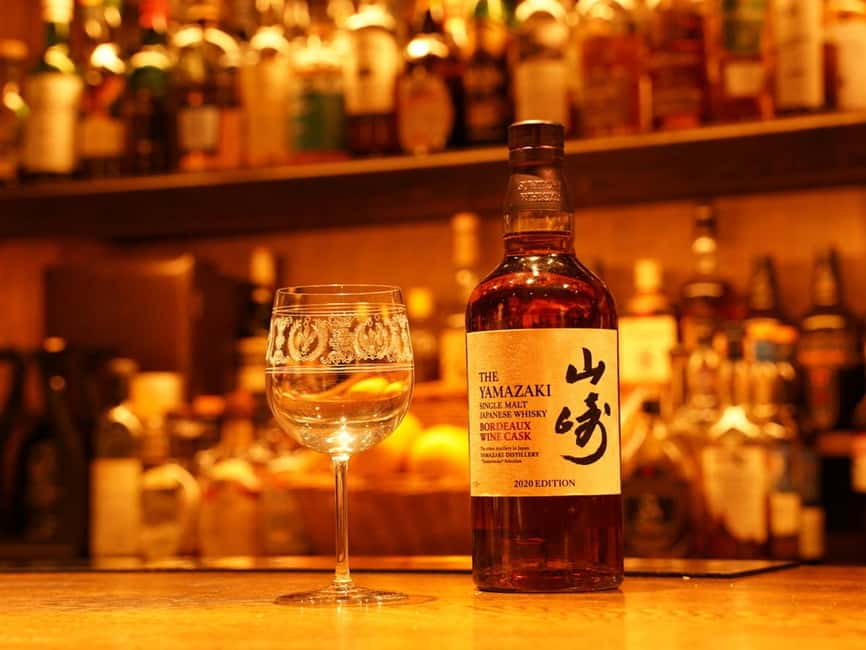 Tasting Yamazaki and Other Japanese Whiskies at Tokyo - Six Japanese whiskies in a small Ebisu bar
