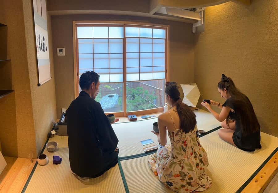 Tea Ceremony Experience in a Private Tea Room in Shibuya - Meeting Tatsuya and settling into the room