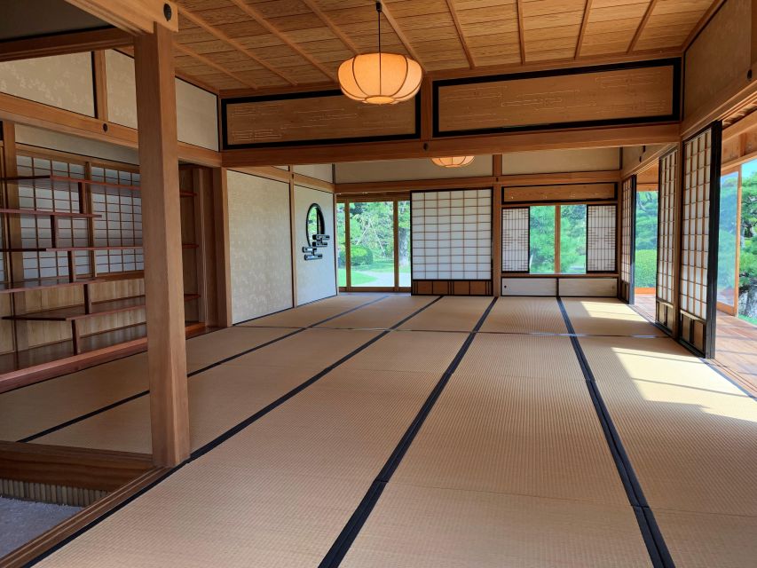 Tokyo: 1-Day Tokyo Private Tailor-made Tour - Riding Tokyo’s trains instead of sitting in traffic