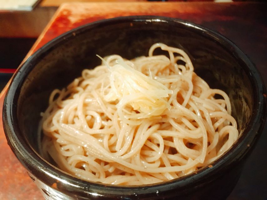 Tokyo: 2-Hour Asakusa Food Hunt & Cultural Tour - Tokyo snacks that began at a food stand