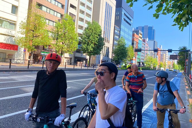 Tokyo: 3-Hour Bike/E-Bike Tour of the City's Highlights - Akasaka Palace and the Olympic Stadium