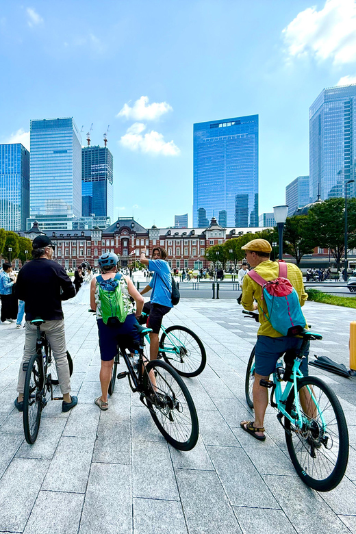 Tokyo: 3-Hour Bike or E-Bike City Highlights Tour - Hibiya Park and the Imperial Palace area