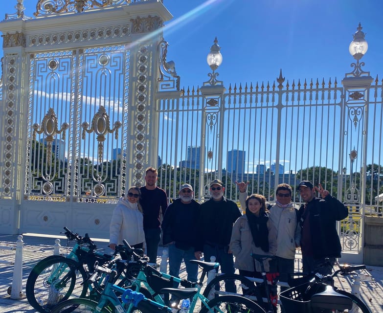 Tokyo: 3-Hour Bike or E-Bike City Highlights Tour - Cat Street and the approach to Shibuya