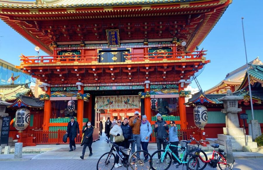 Tokyo: 3-Hour Bike or E-Bike Tour of City's Hidden Gems - Starting beside the Statue of Commodore Perry