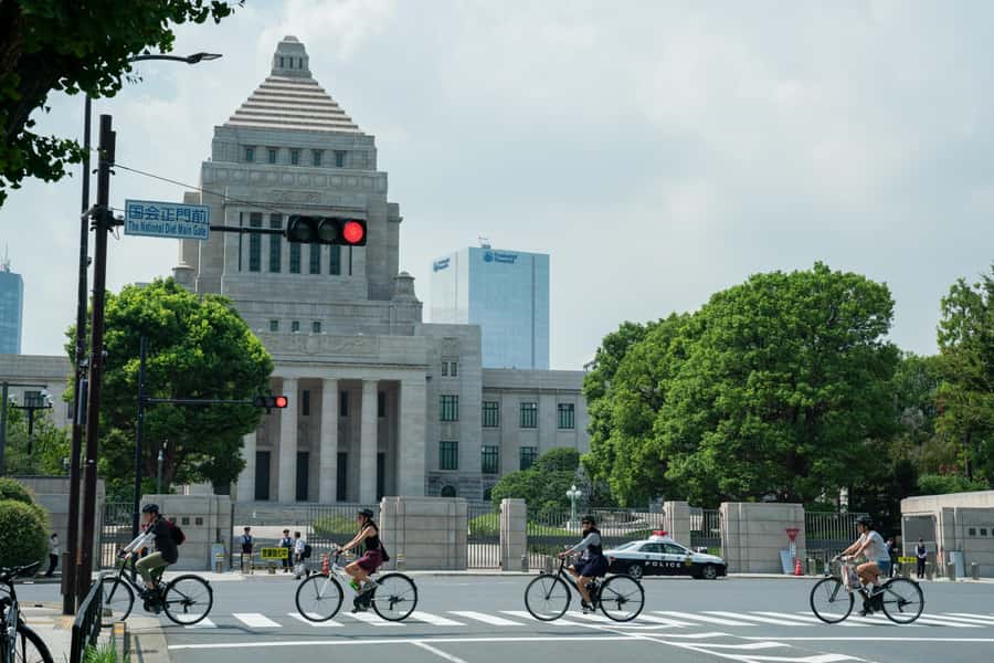 Tokyo: 3-hour Guided E-Bike Tour of the City's Hidden Gems - Tokyo City Route: central streets, garden calm, and a shrine