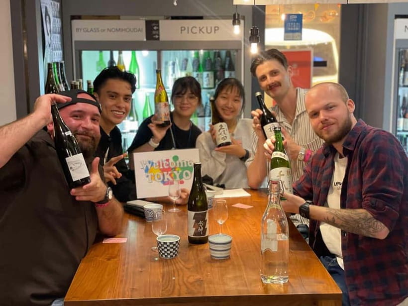 Tokyo: 3 Hours Pub Crawl Welcome Guided Tour in Shibuya - 7 p.m. begins with a standing izakaya