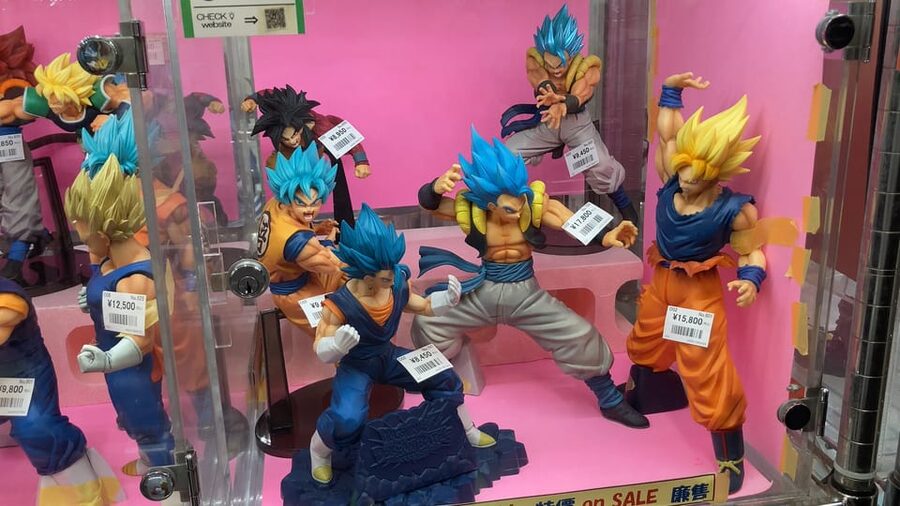 Tokyo Akihabara, Anime, Manga, Video Games & Maid Cafe Tour - Gee Store and the wider anime selection