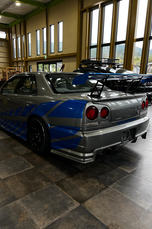 Tokyo and Daikoku by night in a Fast and Furious Skyline 34 - Daikoku PA, the main reason car fans book