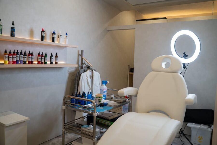 Tokyo: Anime, Manga or Kanji Tattoo in a Modern Salon - Cancellation and timing choices