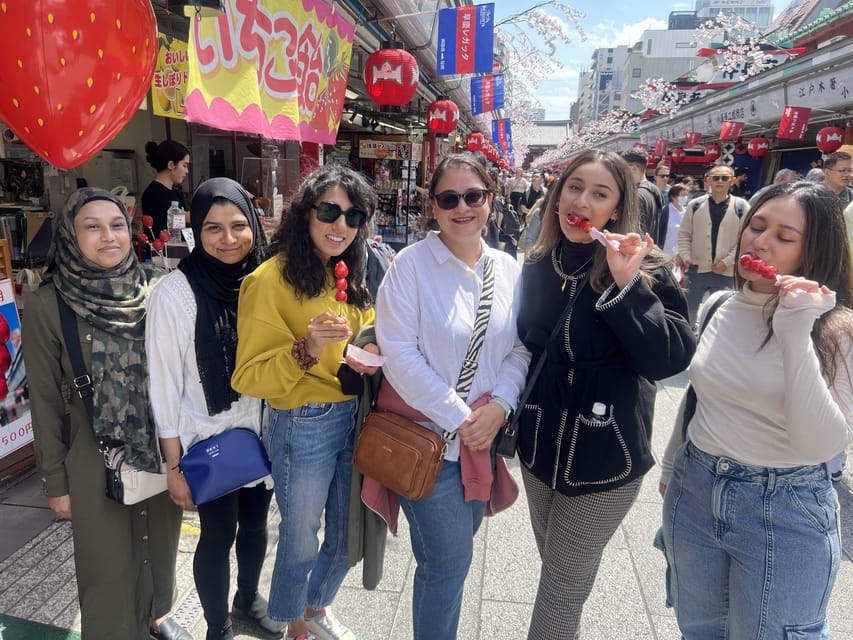Tokyo: Asakusa and Tokyo’s Oldest Temple Senso-ji Tour - How crowded is the route?