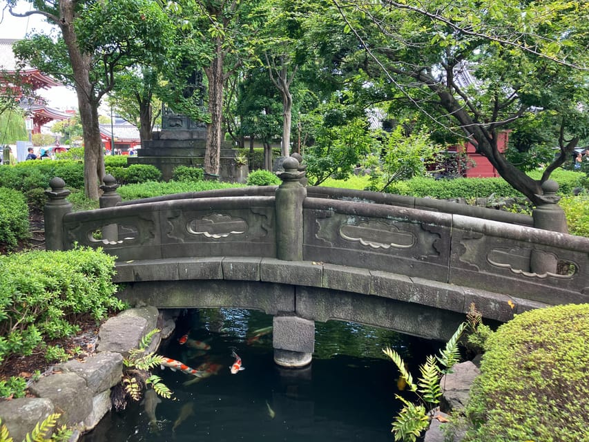 Tokyo: Asakusa Highlights Walking (OP : Rickshaw Experience) - Nakamise Shopping Street and the temple approach