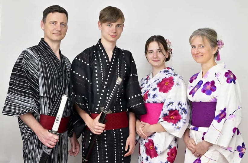Tokyo: Asakusa Kimono Dressing and Matcha Experience - The optional 60-minute photo session