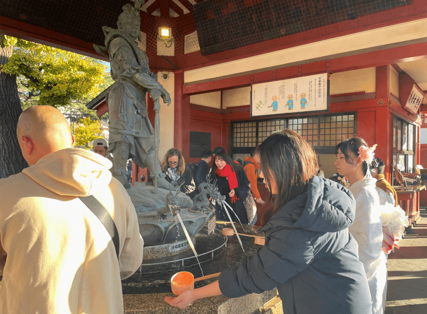 Tokyo: Asakusa Temple & Shrine Walking Tour with Local Guide - Who should book this Asakusa walk?
