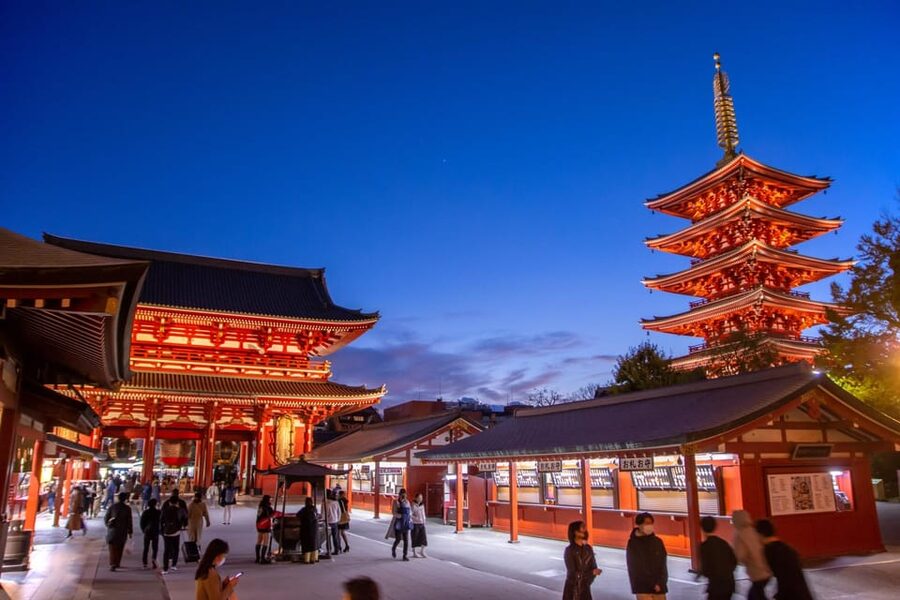 Tokyo: Asakusa Walking Tour with Sensoji Temple Visit - What $22 really buys you