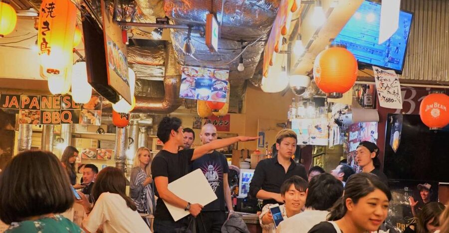 Tokyo: Bar Hopping Tour in Shibuya - Walking through a Shibuya yokocho