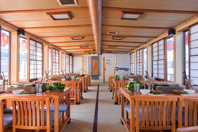 Tokyo Bay Yakatabune Dinner/Day Cruise with Japan Show and Drinks - Key points to know before boarding
