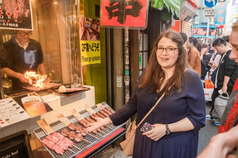 Tokyo: Best of Shibuya Food Tour - Ramen in a compact Shibuya setting