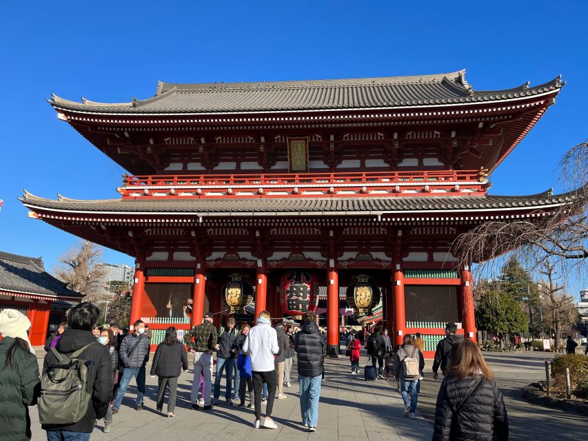 tokyo city walk tour visit Tokyo in one day - Moving through Tokyo by subway