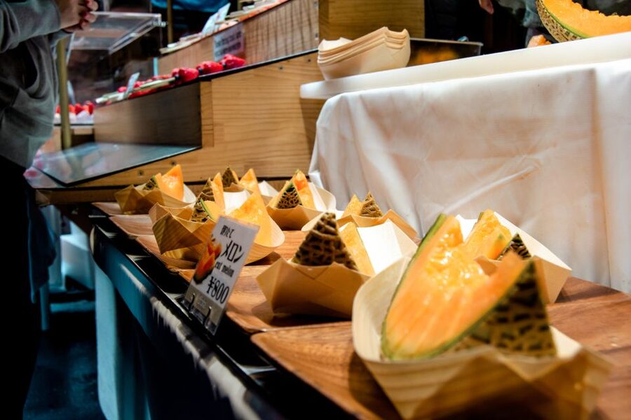 Tokyo: Classic Tsukiji Food Tour - Why the guide makes the difference