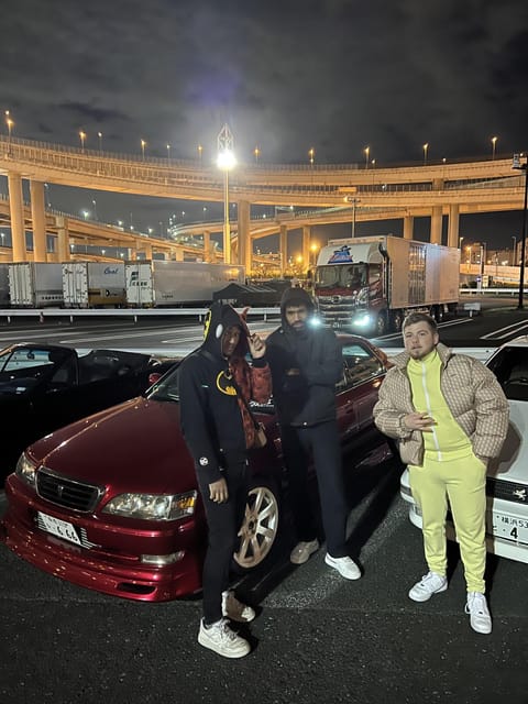 Tokyo: Daikoku Excursion by Drift Car And official driver - Meeting the guide and finding less obvious spots