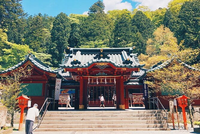 Tokyo Day Tour in Mt. Fuji, Lake Ashi Cruise and Owakudani Cable - Oshino Hakkai and Fuji’s snowmelt ponds